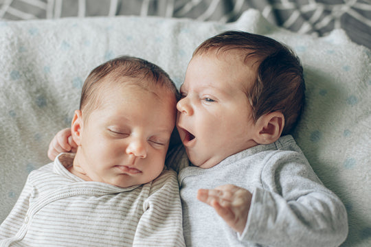 Zwillinge – Von der Schwangerschaft, über die Geburt bis zum Stillen