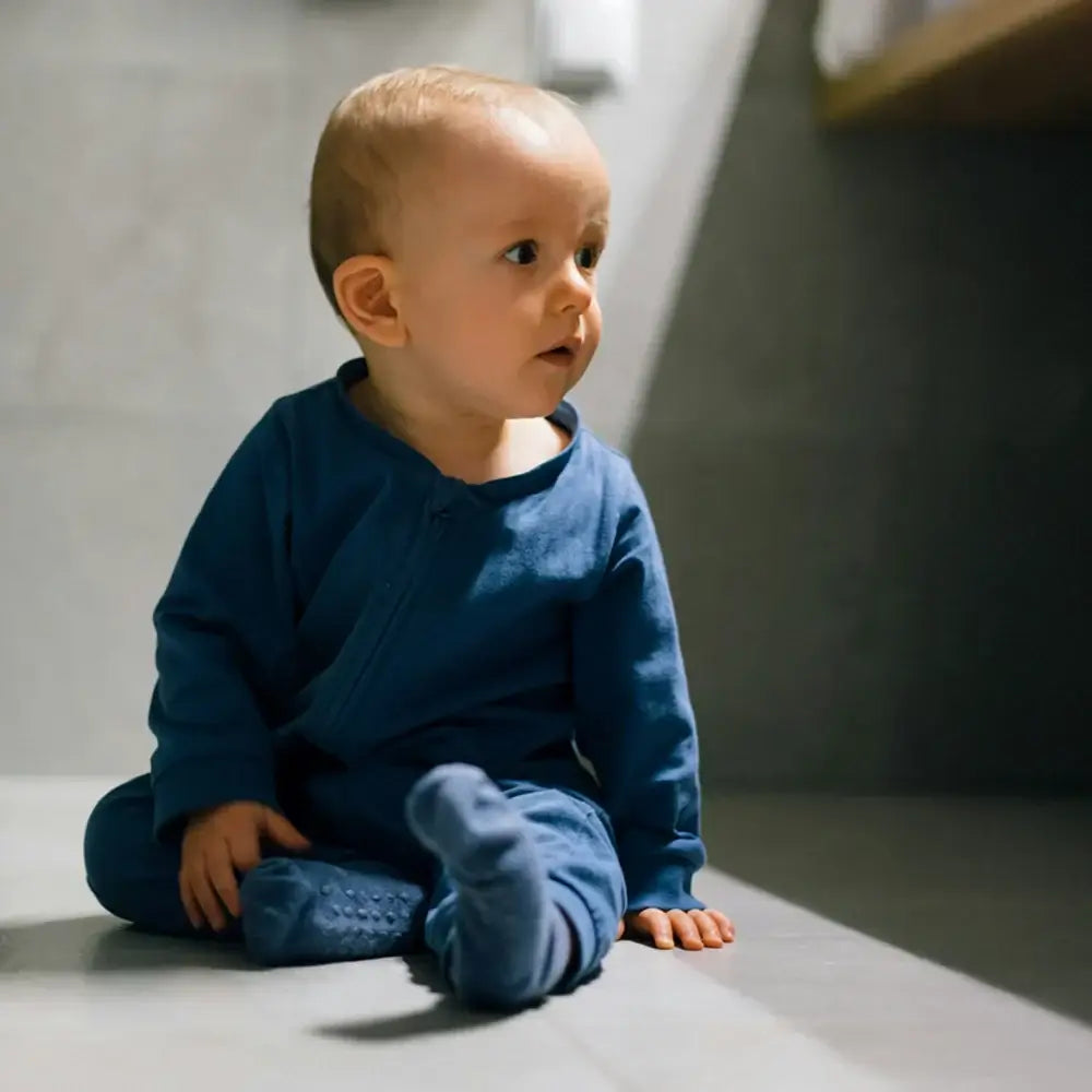 baybies Blogbeitrag Ab wann können Babys sitzen motorische Entwicklung und Meilensteine im ersten Lebensjahr