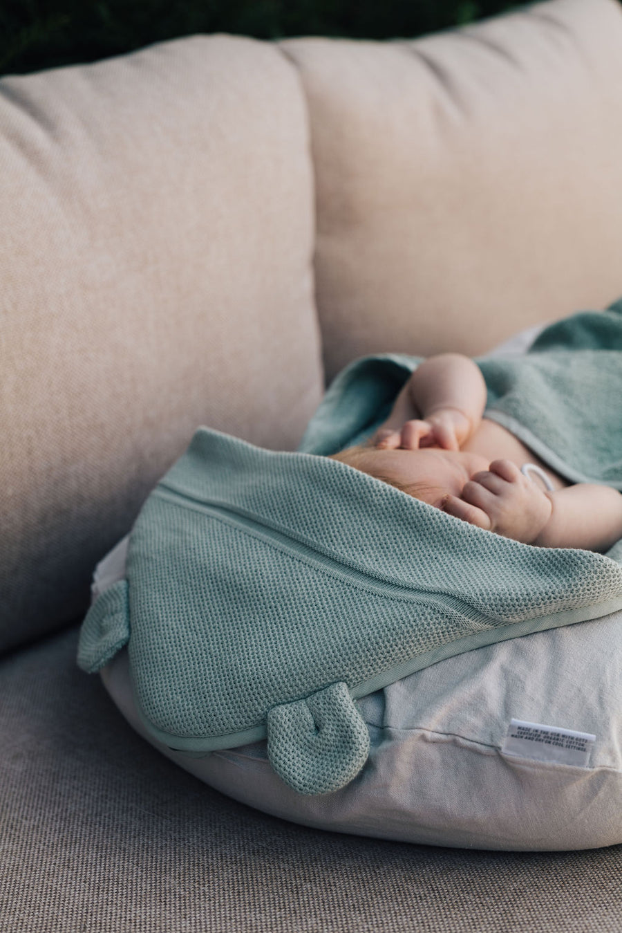 Nachhaltiges Baby-Kapuzenhandtuch aus Baumwolle