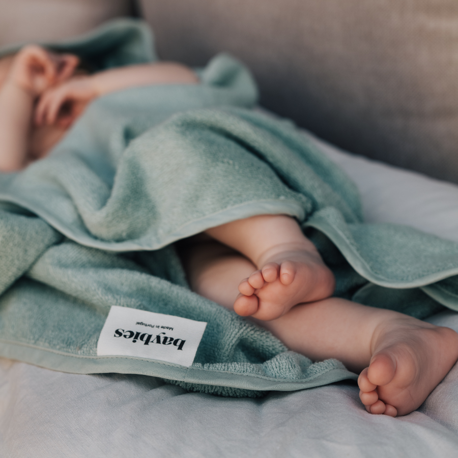 Nachhaltiges Baby-Kapuzenhandtuch aus Baumwolle